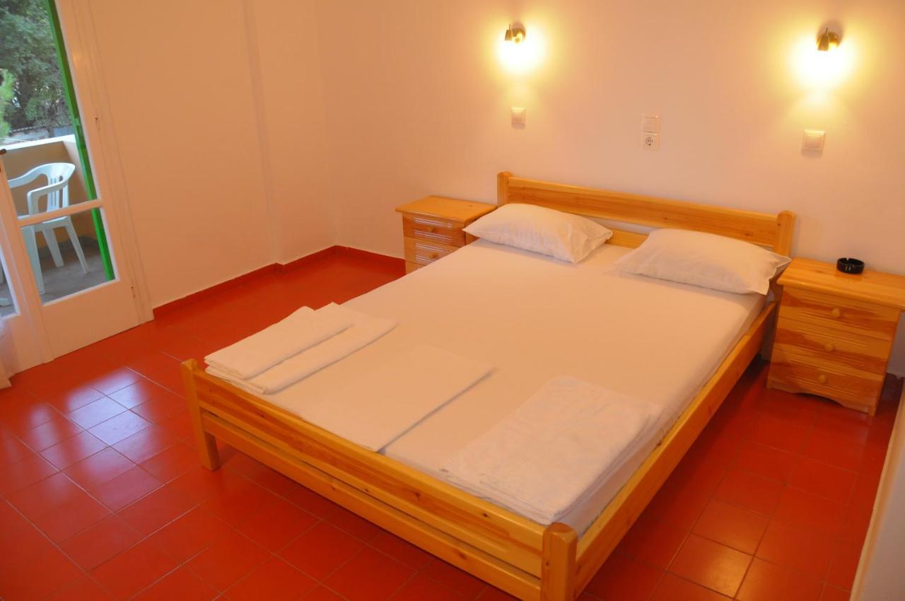 Chalikias Rooms Asprogerakata Exterior foto